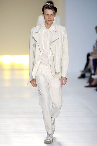 Costume National / - 2009